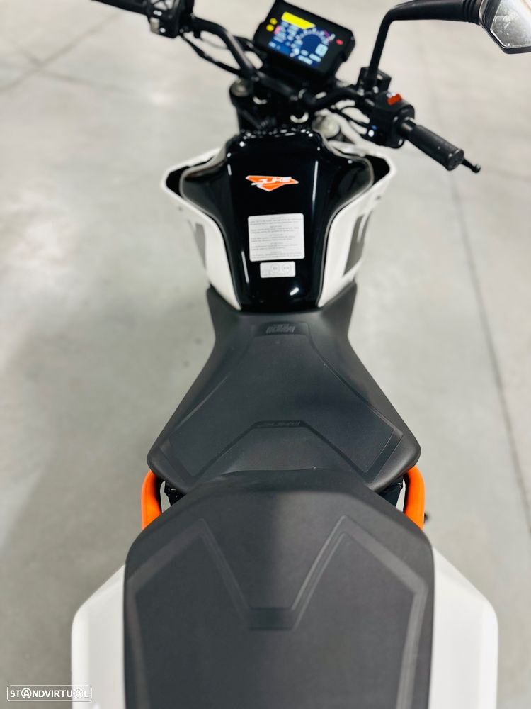 KTM Duke - 14