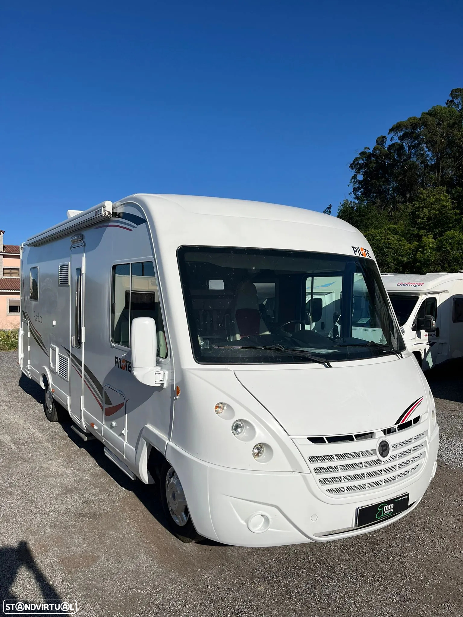 Pilote Aventura 740 - 2