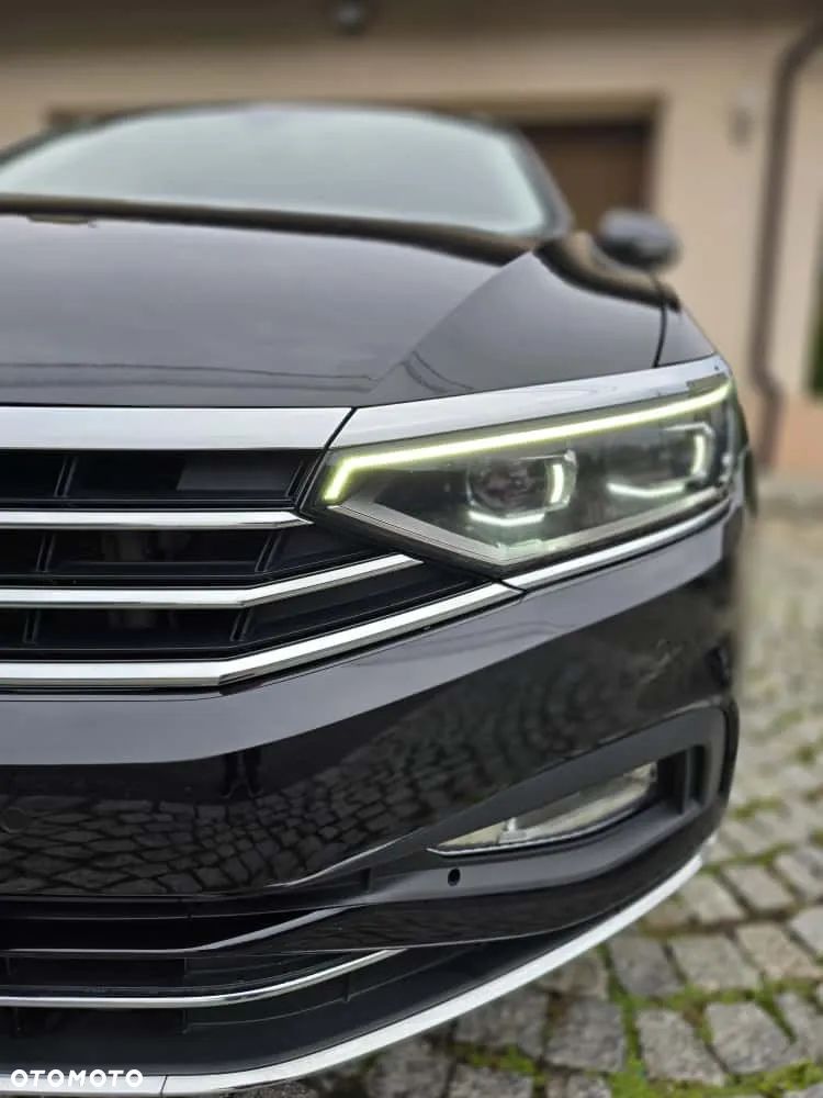 Volkswagen Passat 2.0 TDI SCR Elegance DSG - 37