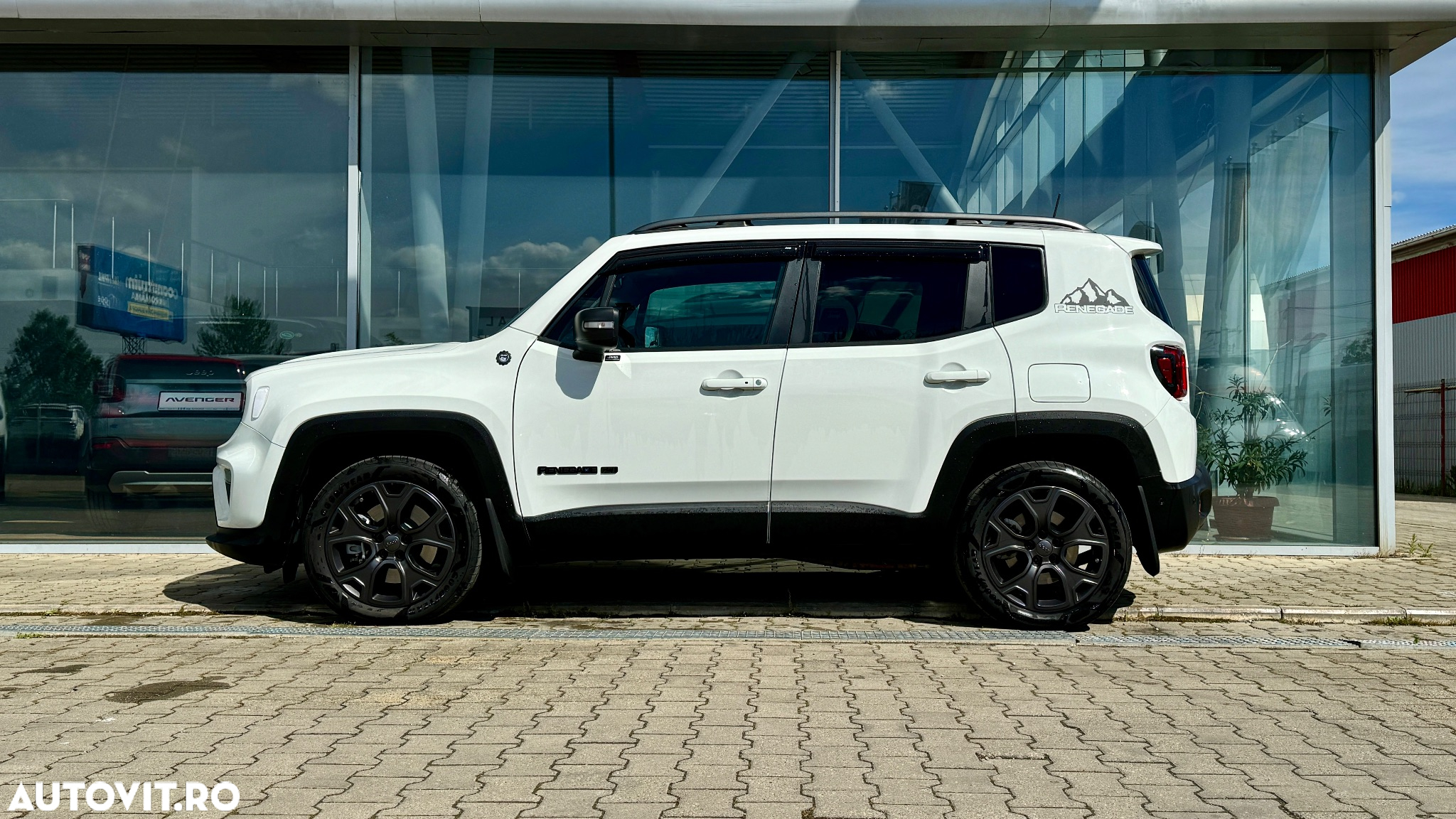 Jeep Renegade - 36