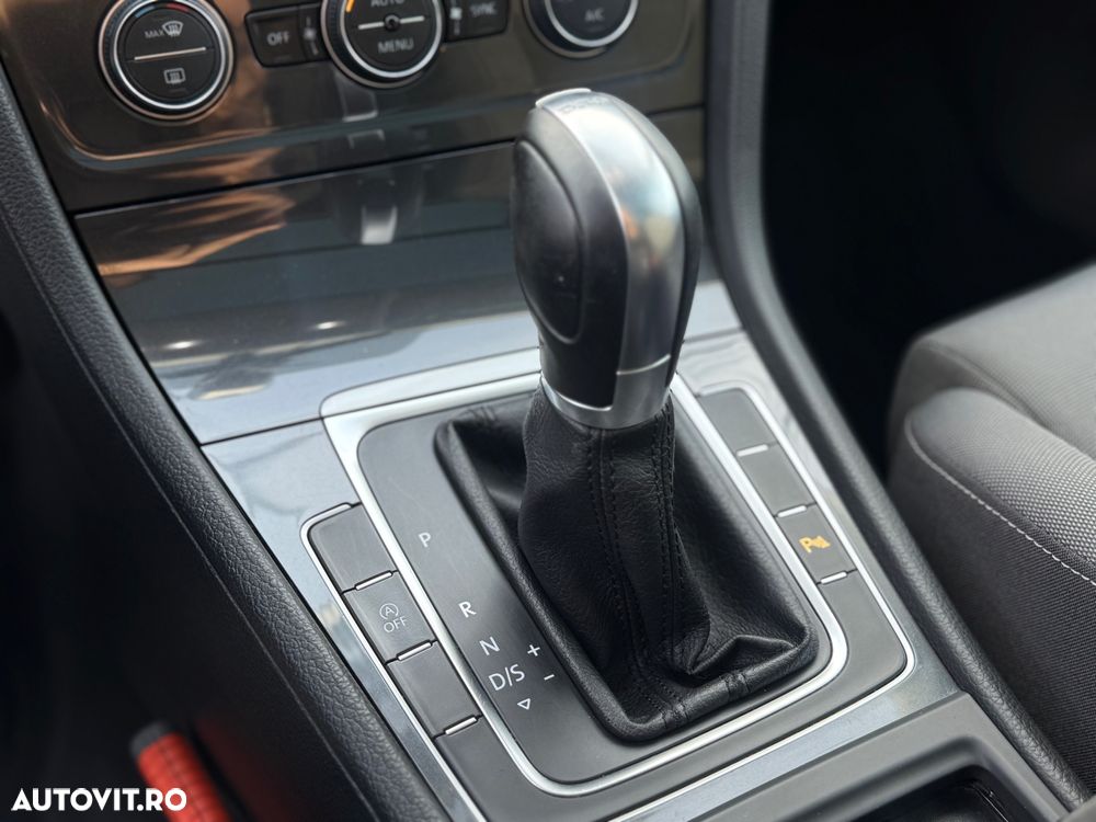 Volkswagen Golf Variant 2.0 TDI 116CP DSG Life - 8