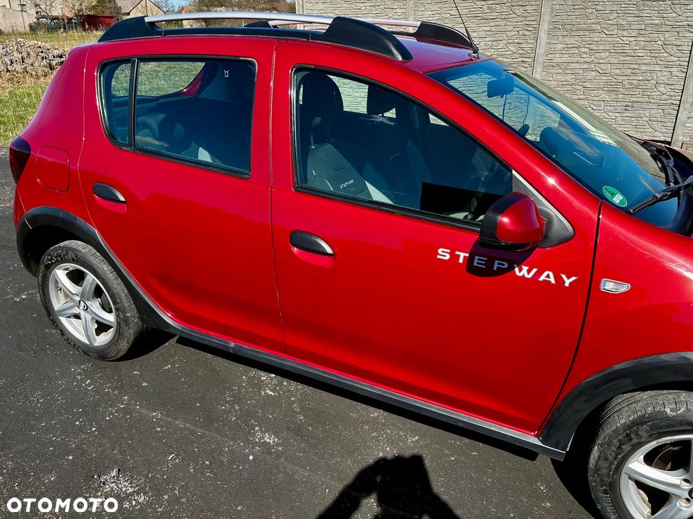 Dacia Sandero TCe 90 Laureate - 14