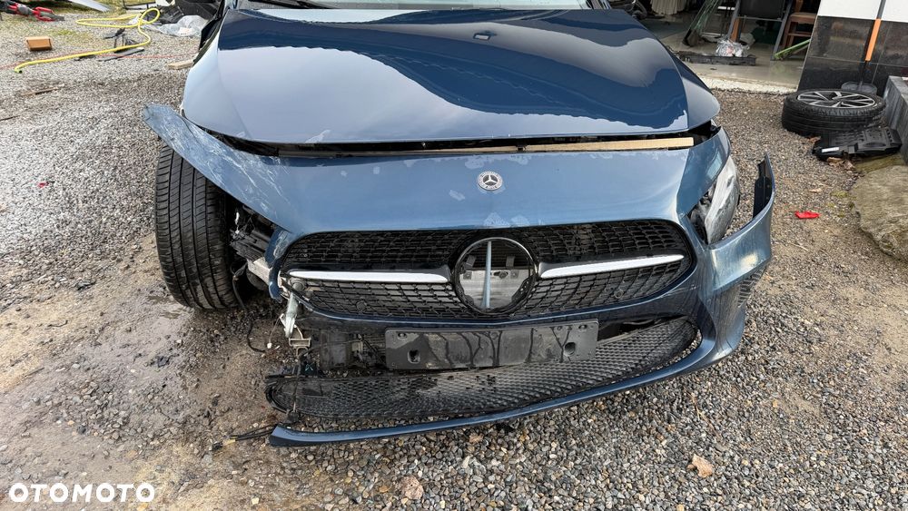 Mercedes-Benz Klasa A 180 d 7G-DCT Edition 19 - 10