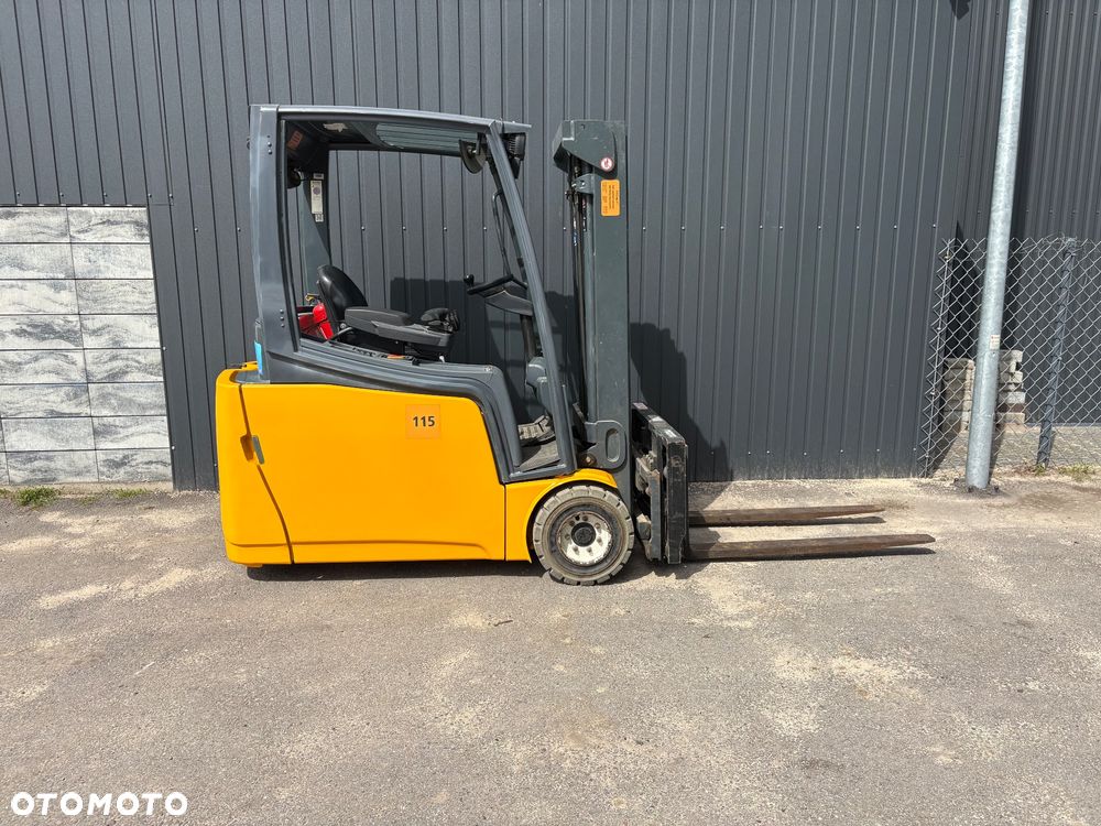 Jungheinrich EFG 220 - 4