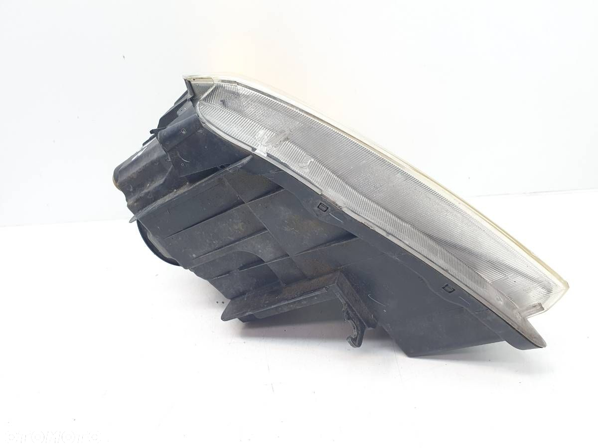 LAMPA PRZÓD PRZEDNIA PRAWA RENAULT MODUS EU 8200301831 - 6