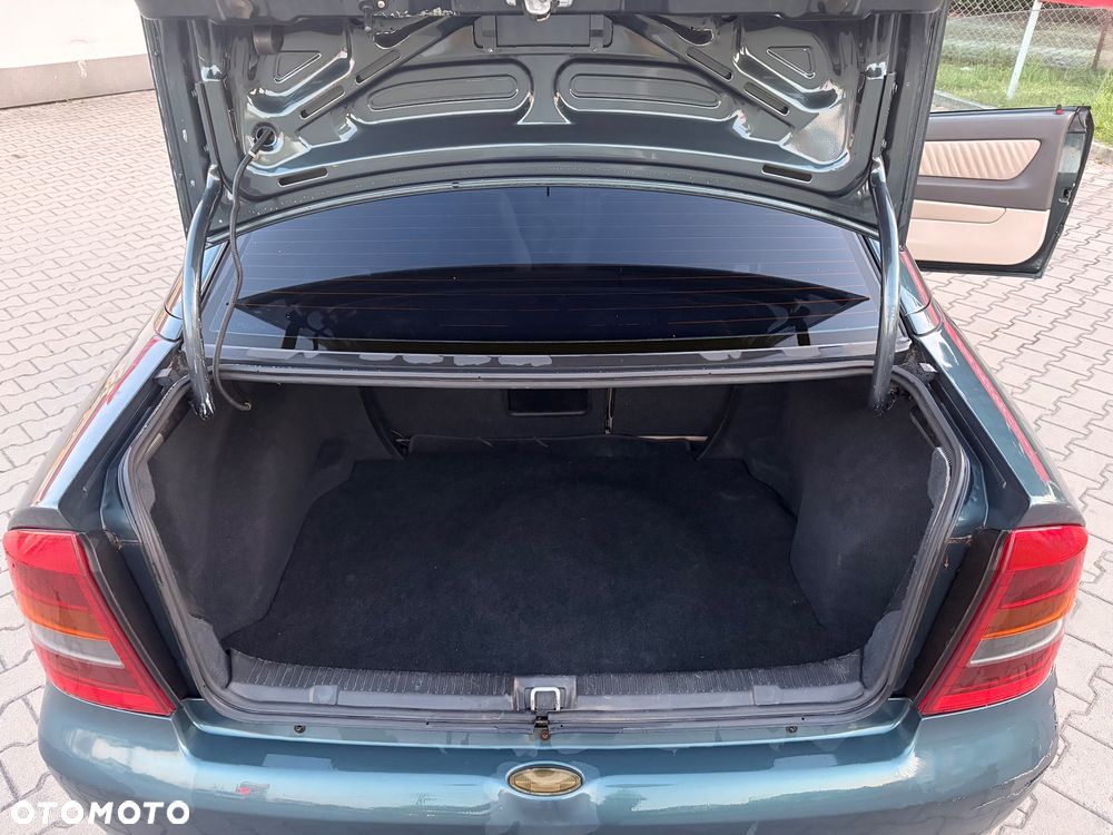 Opel Astra 1.8 Comfort - 15