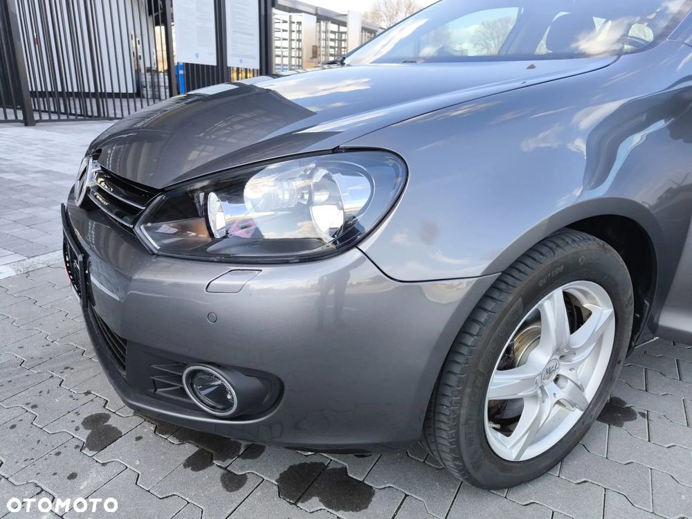 Volkswagen Golf - 28