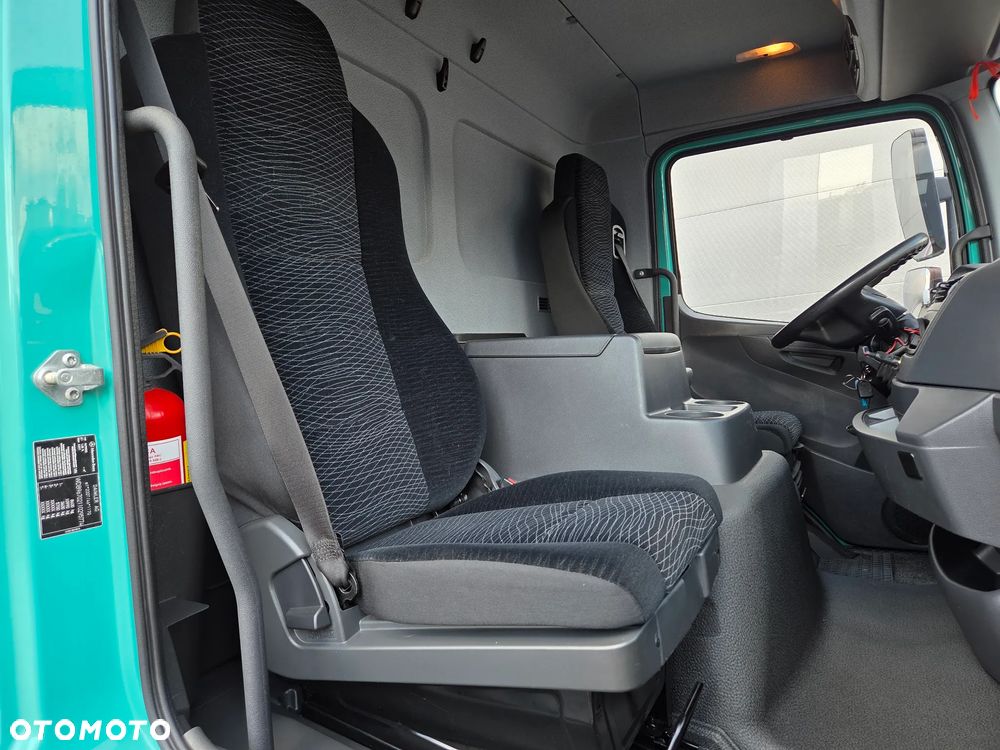 Mercedes-Benz Atego 818 - 12