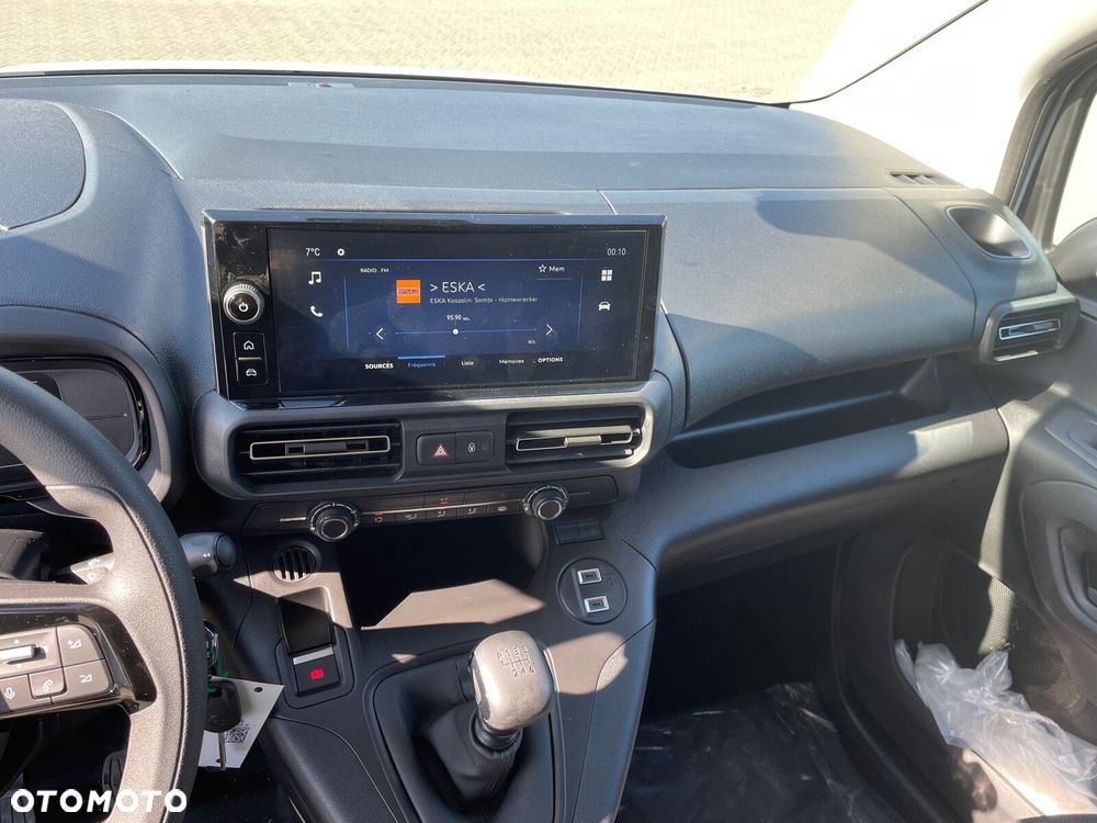 Opel Combo Cargo Combo Cargo Furgon XL Diesel 100KM Manual - 12