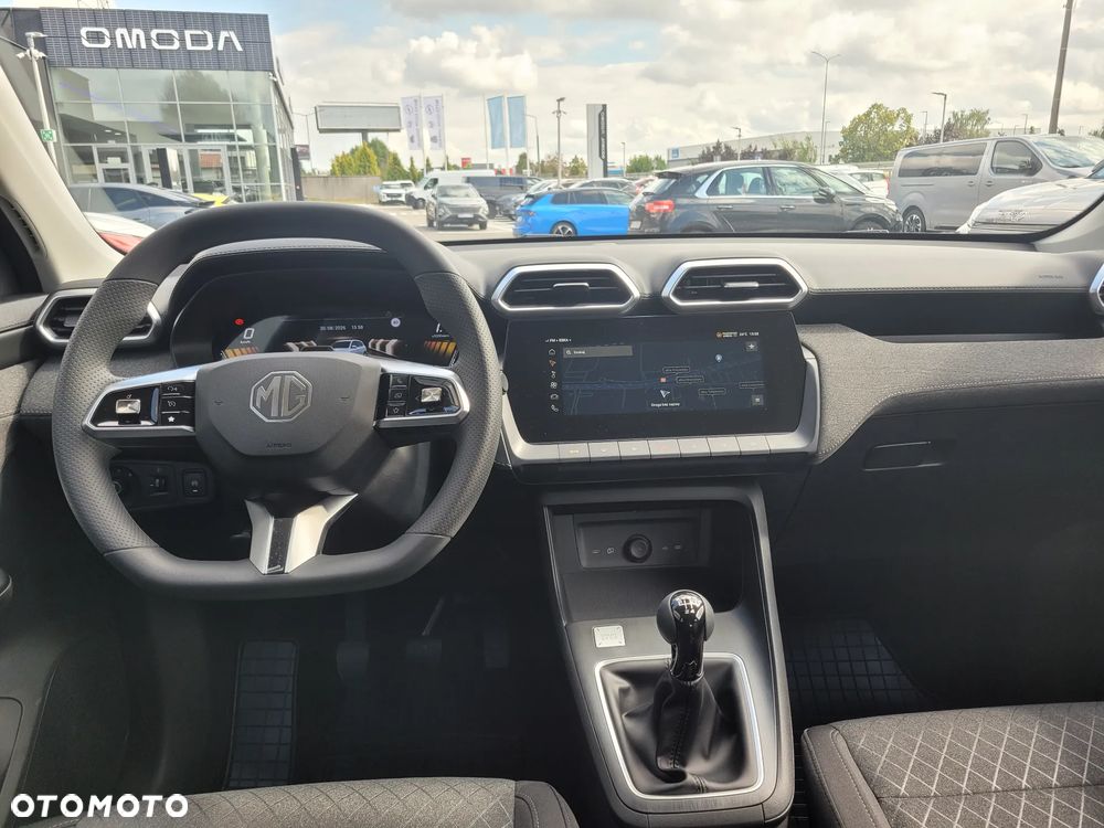 MG ZS 1.5 Standard - 11