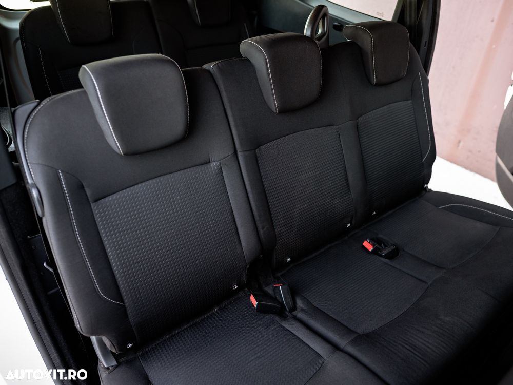 Dacia Lodgy 1.6 SCe Ambiance - 29