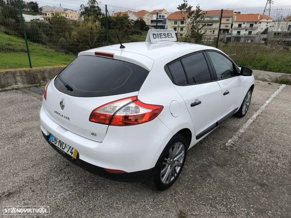 Renault mégane 1.5 dci iii hatchback - 3
