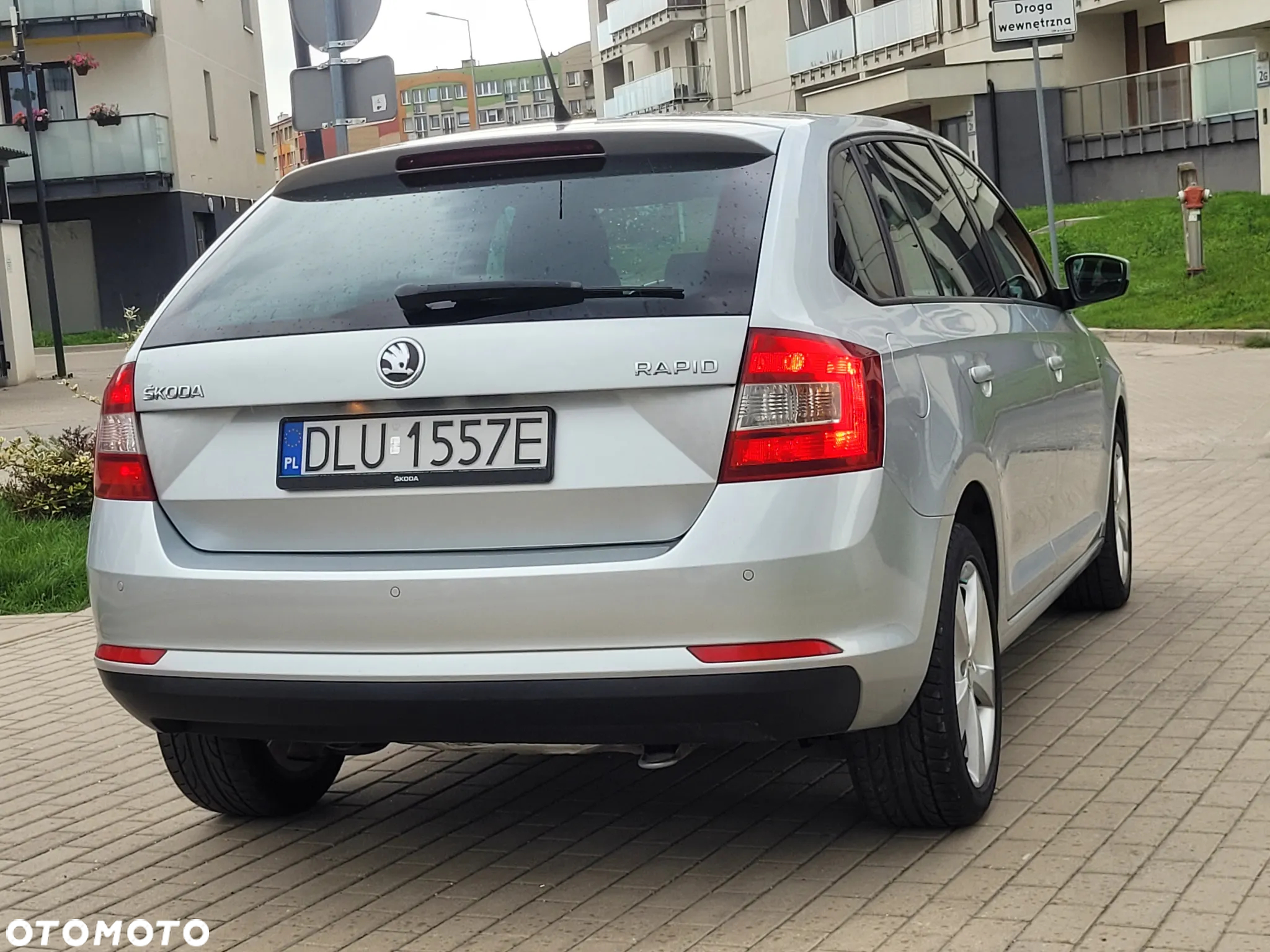 Skoda RAPID - 12