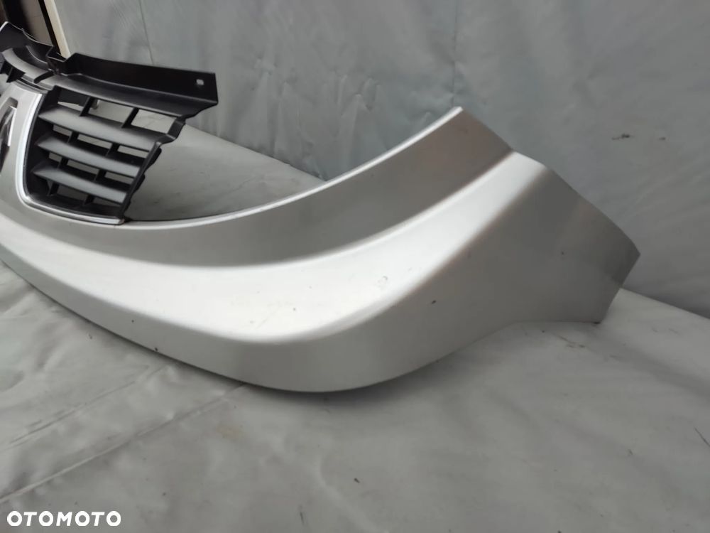 RENAULT TRAFIC II LIFT GRILL ATRAPA 623100247R STAR SILVER - 4
