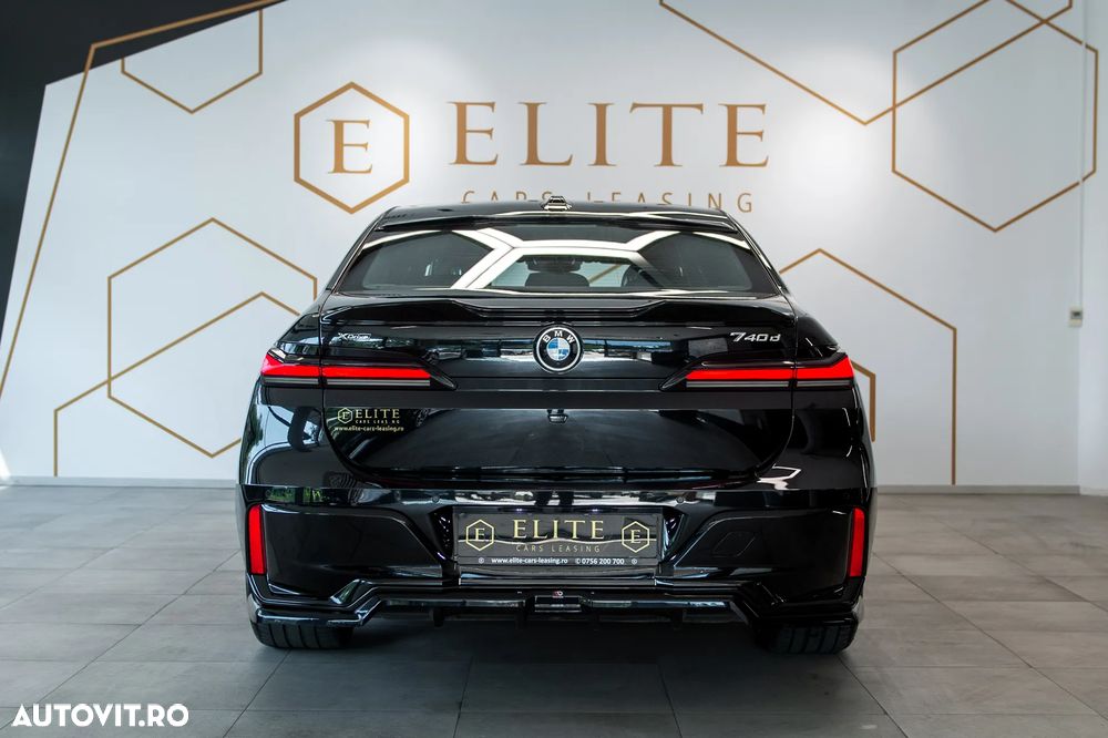 BMW Seria 7 740d xDrive MHEV - 9