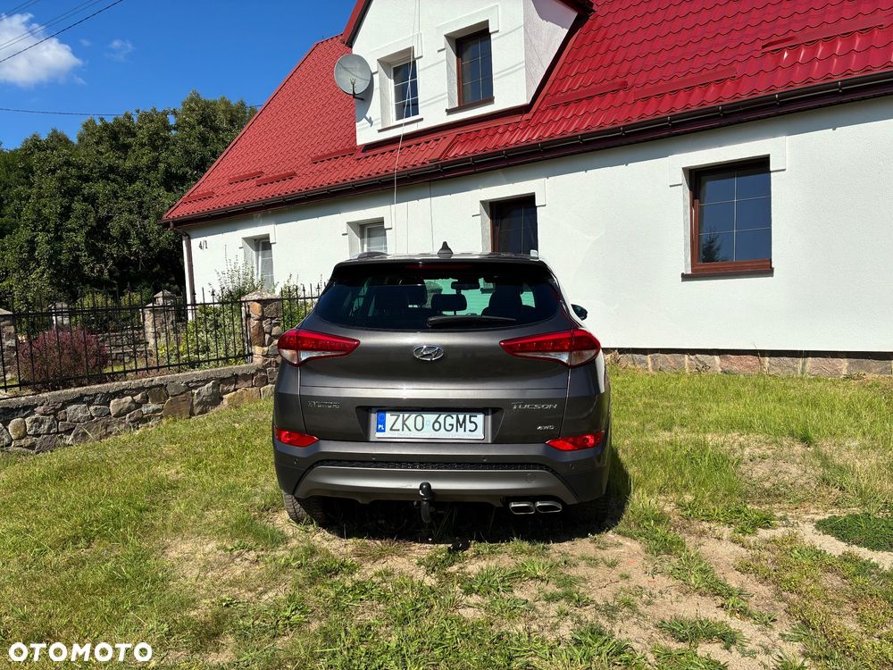 Hyundai Tucson 2.0 CRDI Premium 4WD - 6