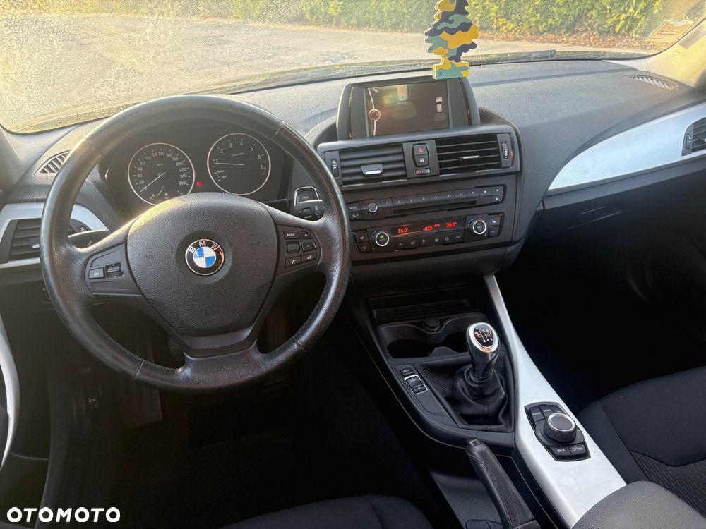 BMW Seria 1 118i - 29