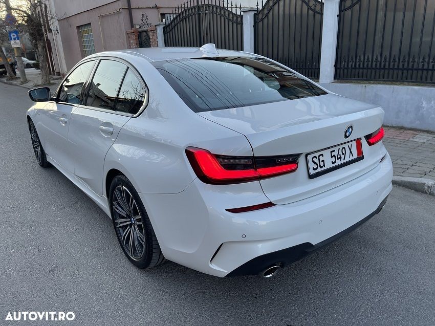 BMW Seria 3 320d Aut. M Sport - 10