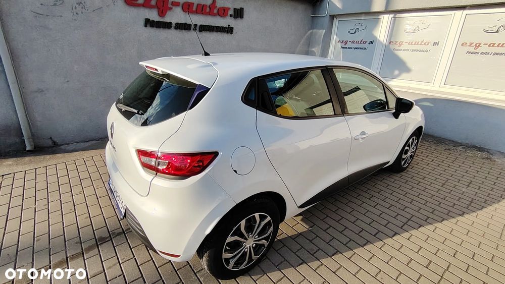 Renault Clio 1.2 16V Alize - 12