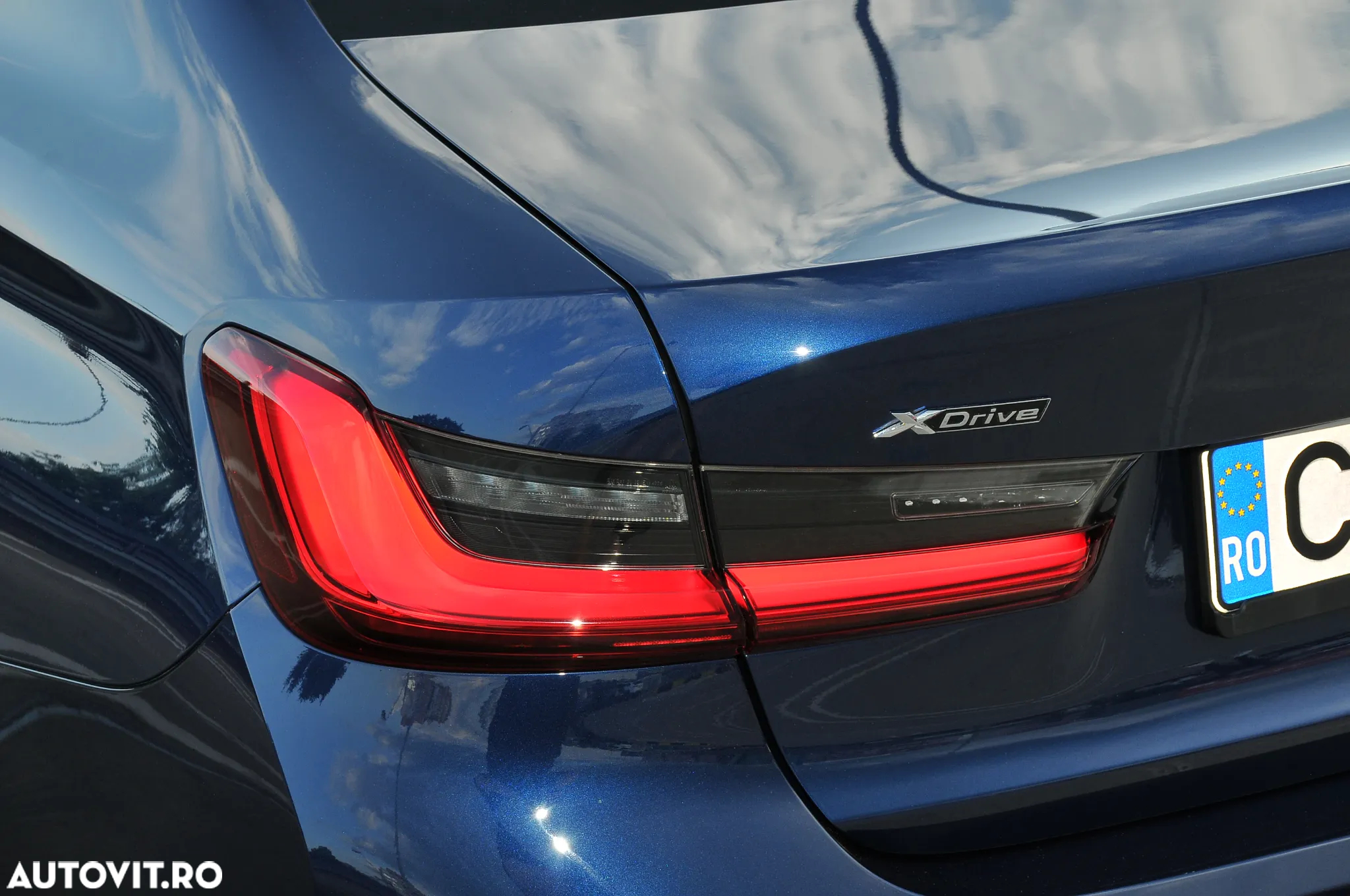 BMW Seria 3 320d xDrive AT - 31