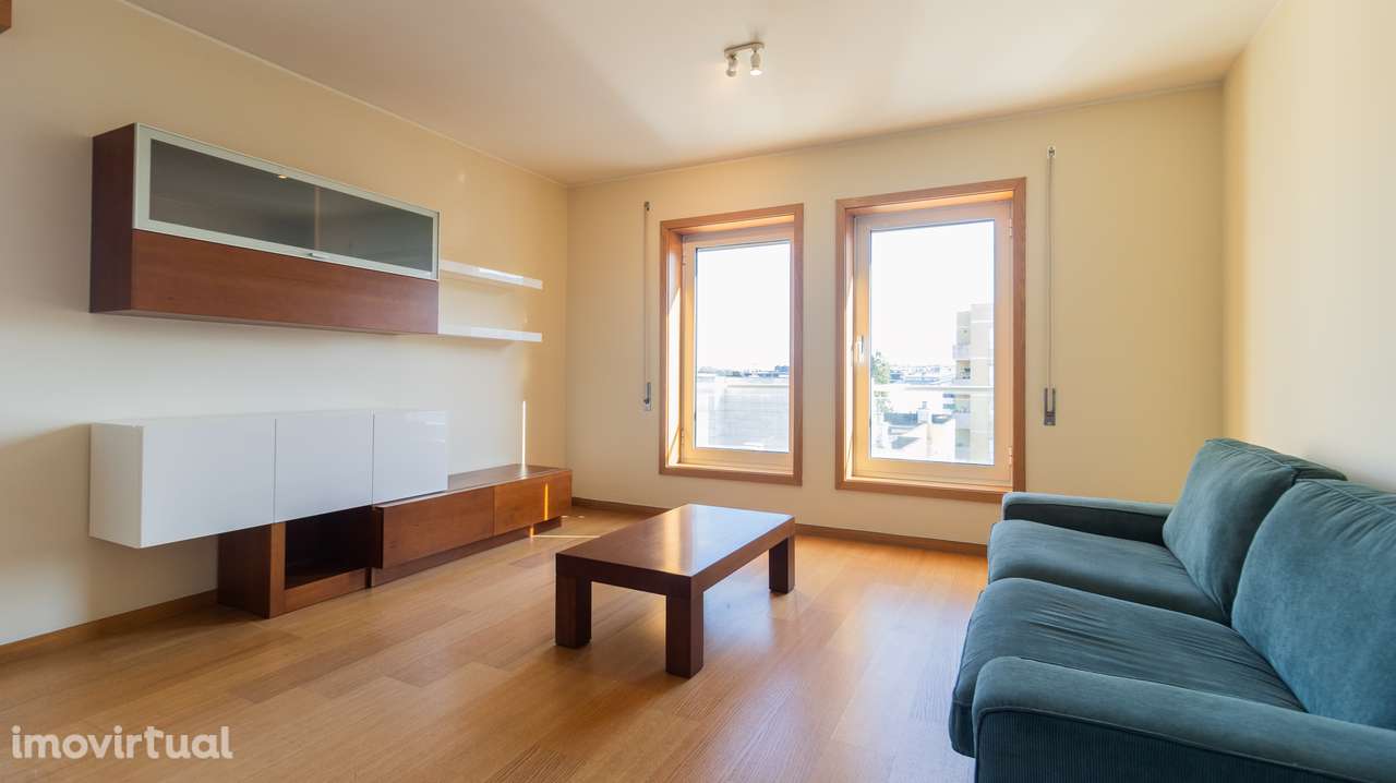 T3 Prelada, Ramalde, junto ao Metro, 6º andar com elevadores e garagem - Grande imagem: 5/30