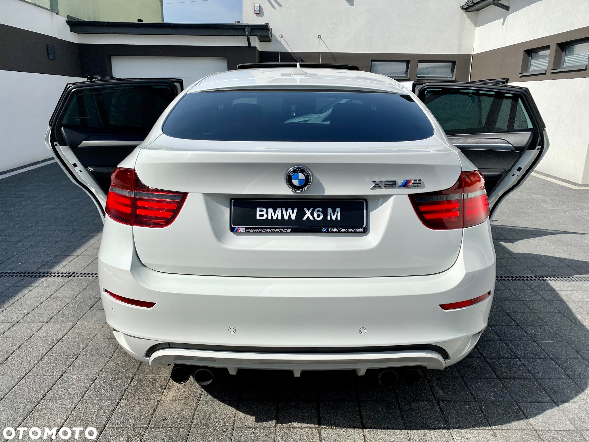 BMW X6M - 11