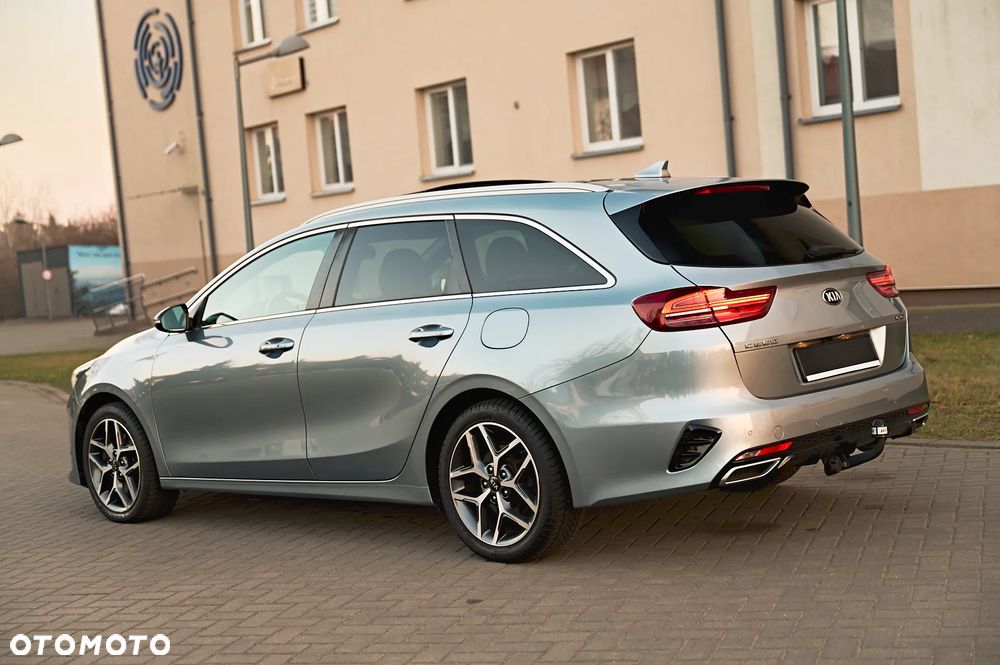 Kia Ceed 1.4 T-GDI DCT OPF GT Line - 9