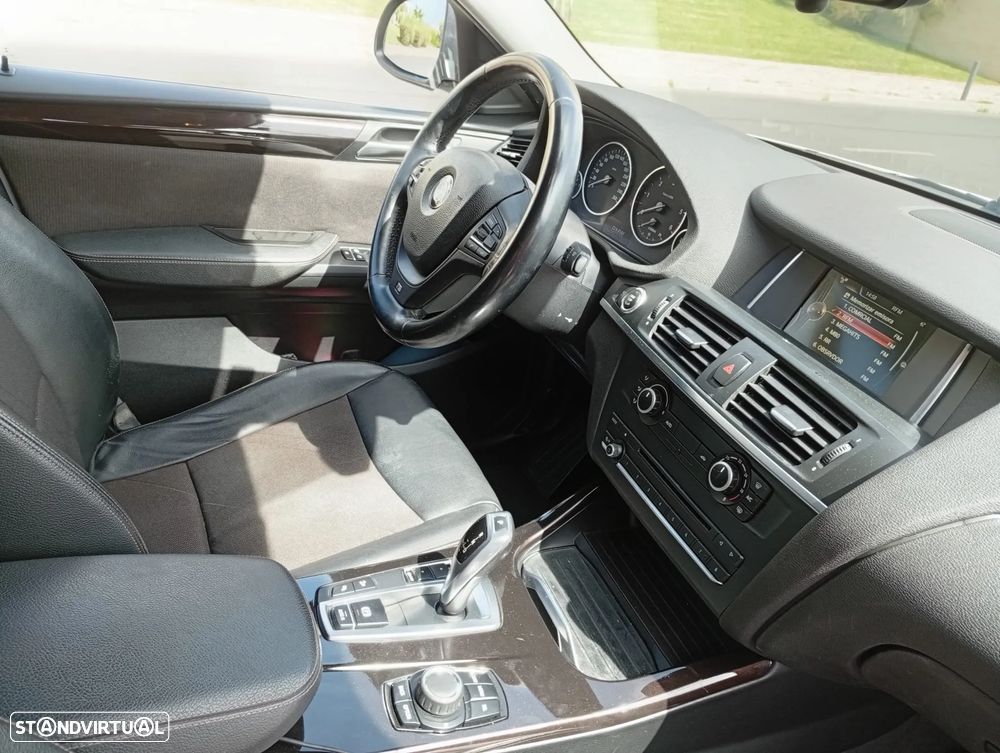 BMW X4 20 d xDrive XLine Auto - 2