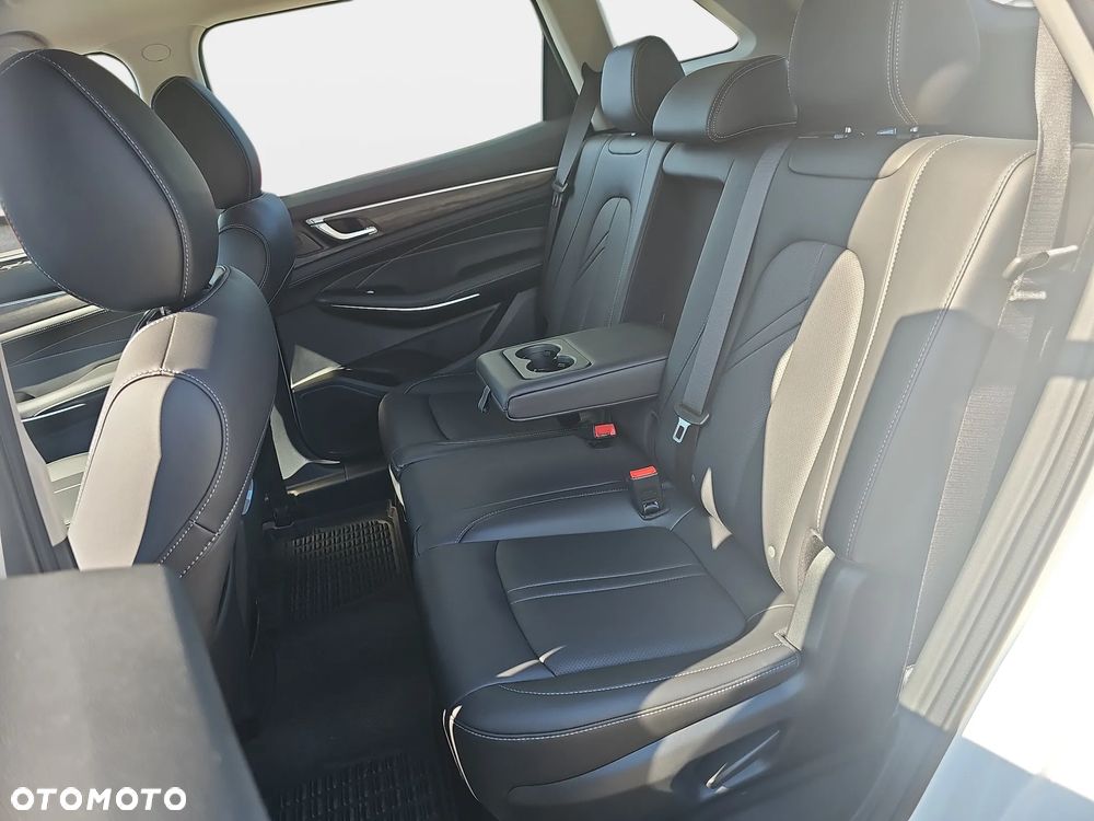 DFSK e5 1.5 PHEV Prestige E-CVT - 12