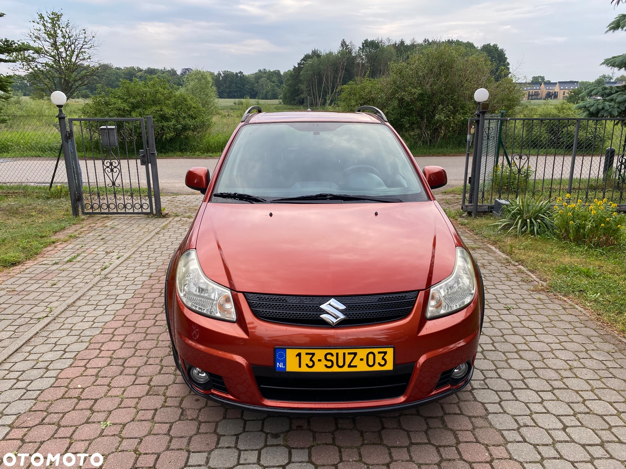 Suzuki SX4 1.6 GS / Premium - 12