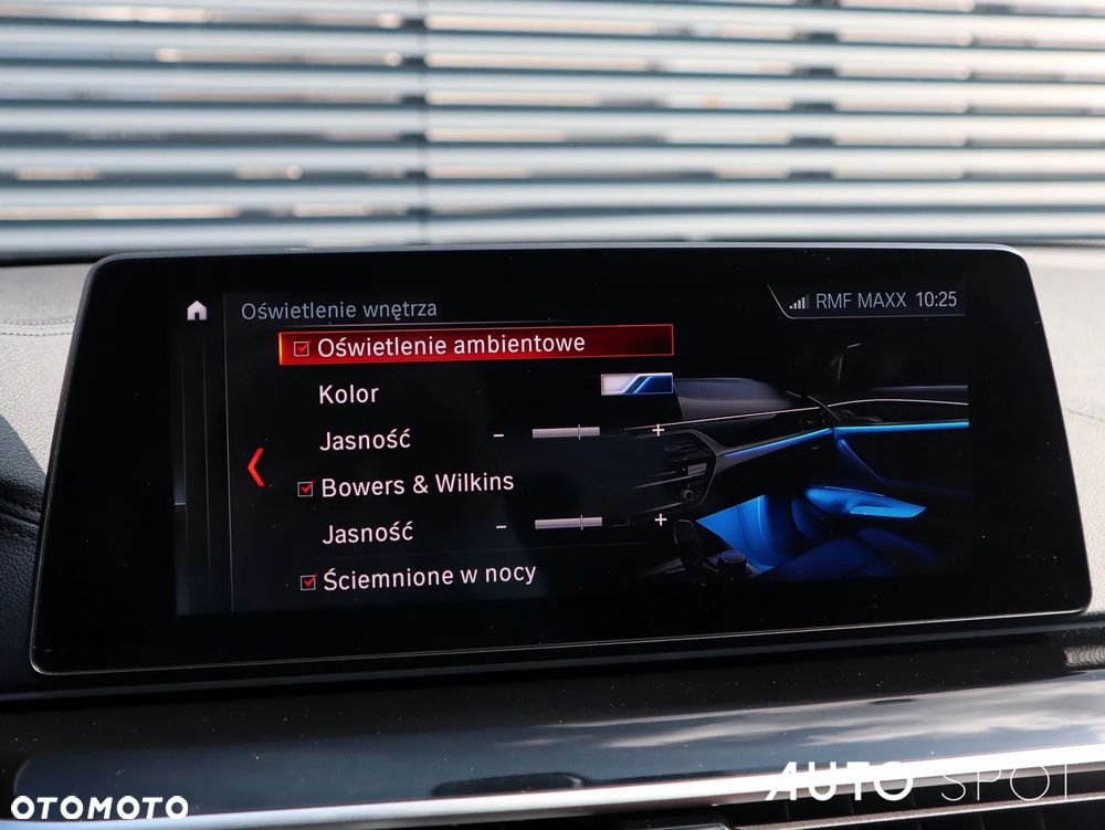 BMW Seria 5 M550d xDrive - 29