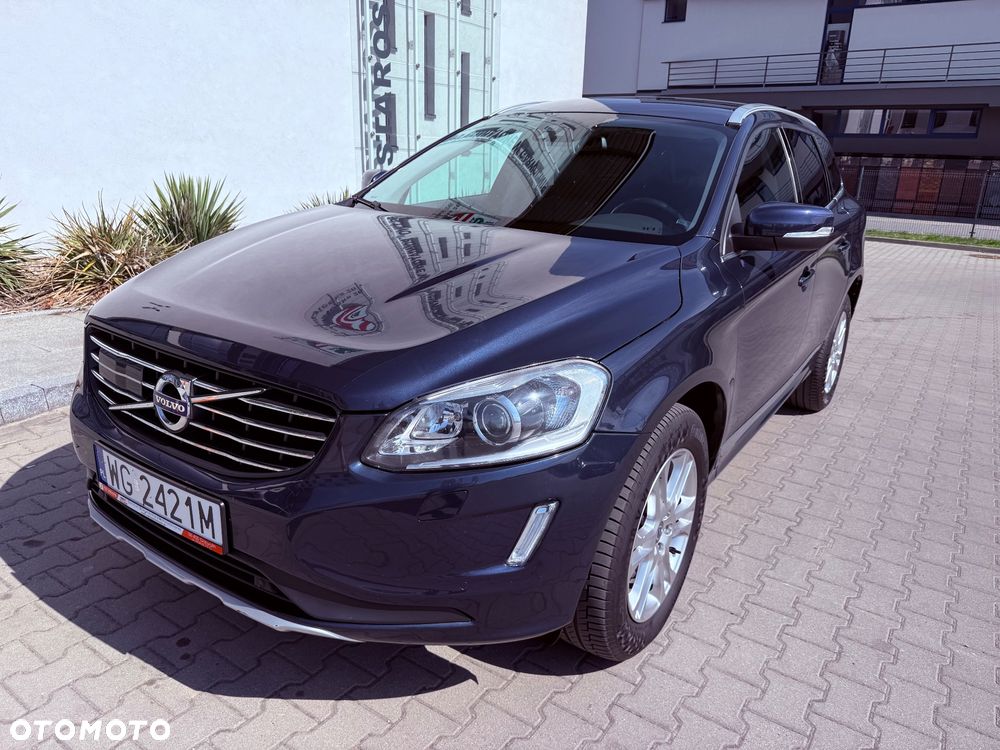Volvo XC 60 D5 AWD Geartronic Summum - 8