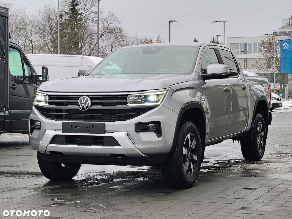 Volkswagen Amarok Life silnik: 2.0 TDI 205 KM / skrzynia biegów: 10-biegowa automatyczna 4MOTION rozstaw osi: 3270 mm - 3