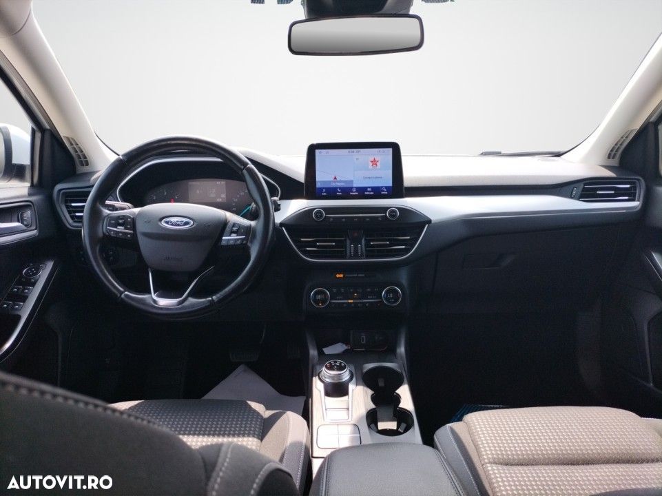 Ford Focus - 14