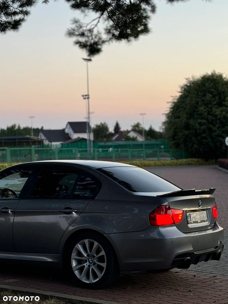 BMW Seria 3 320i - 13