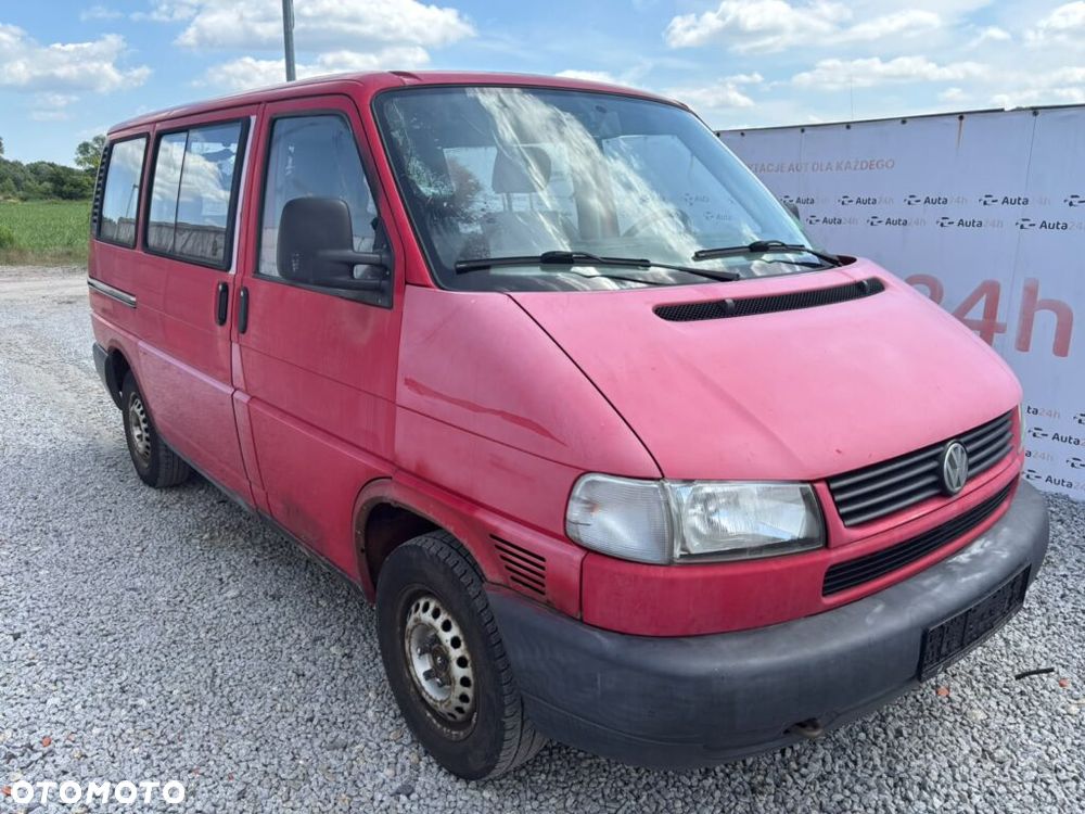 Volkswagen Caravelle C - 1