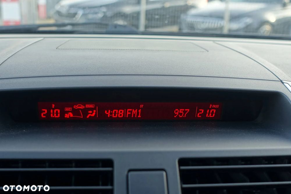 Mazda CX-9 3.7 V6 Touring - 16