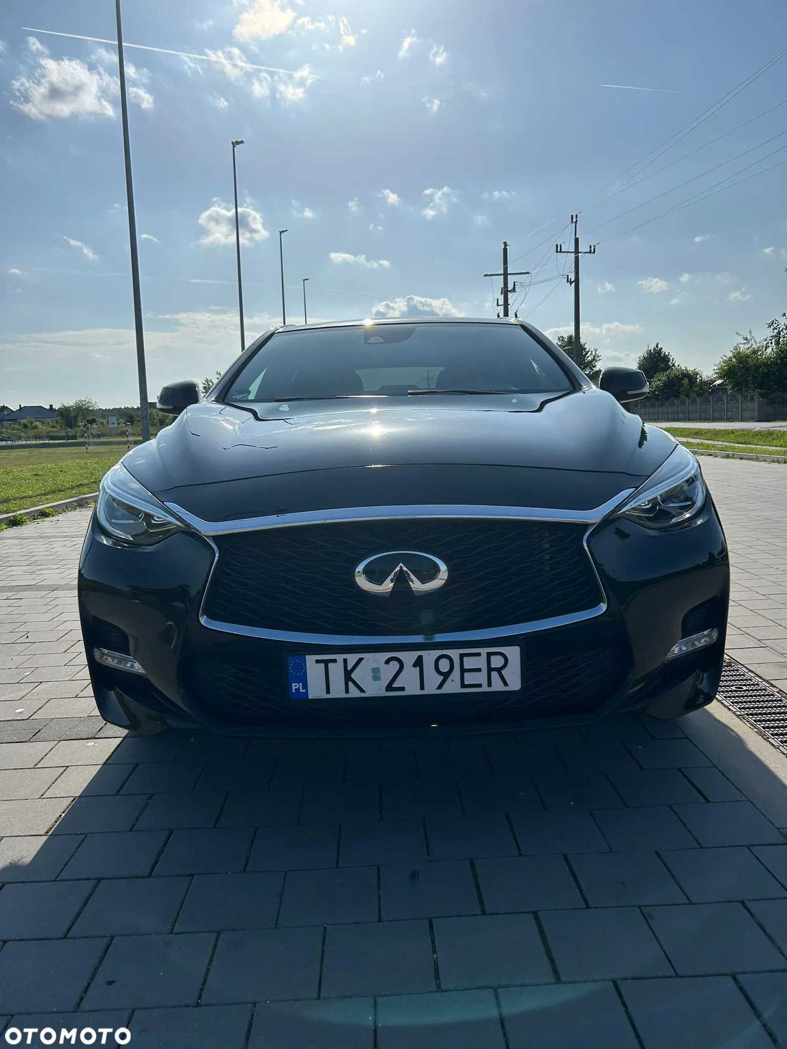 Infiniti Q30 - 23