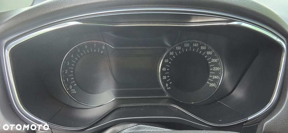Ford Mondeo 2.0 EcoBoost STart-Stopp Autom Titanium - 12
