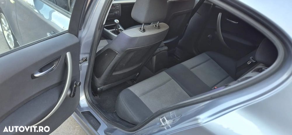 BMW Seria 1 116i - 12
