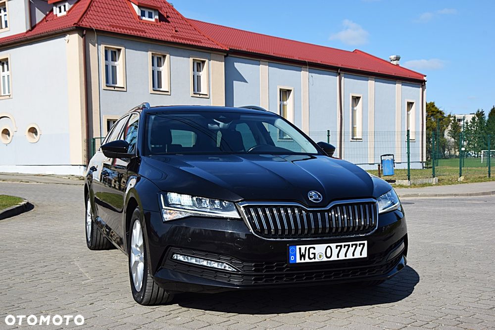 Skoda Superb 2.0 TDI Ambition DSG7 - 2
