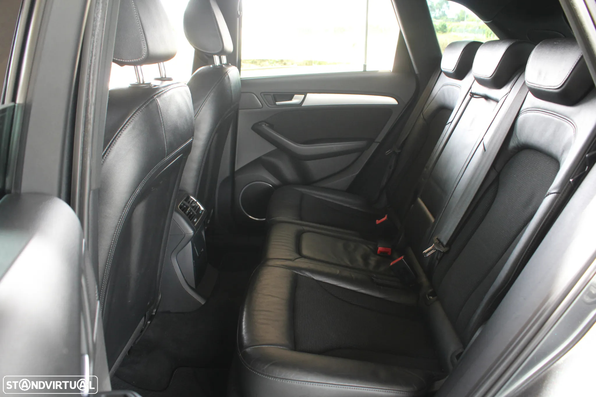 Audi Q5 3.0 TDi quattro S-line S-tronic - 34
