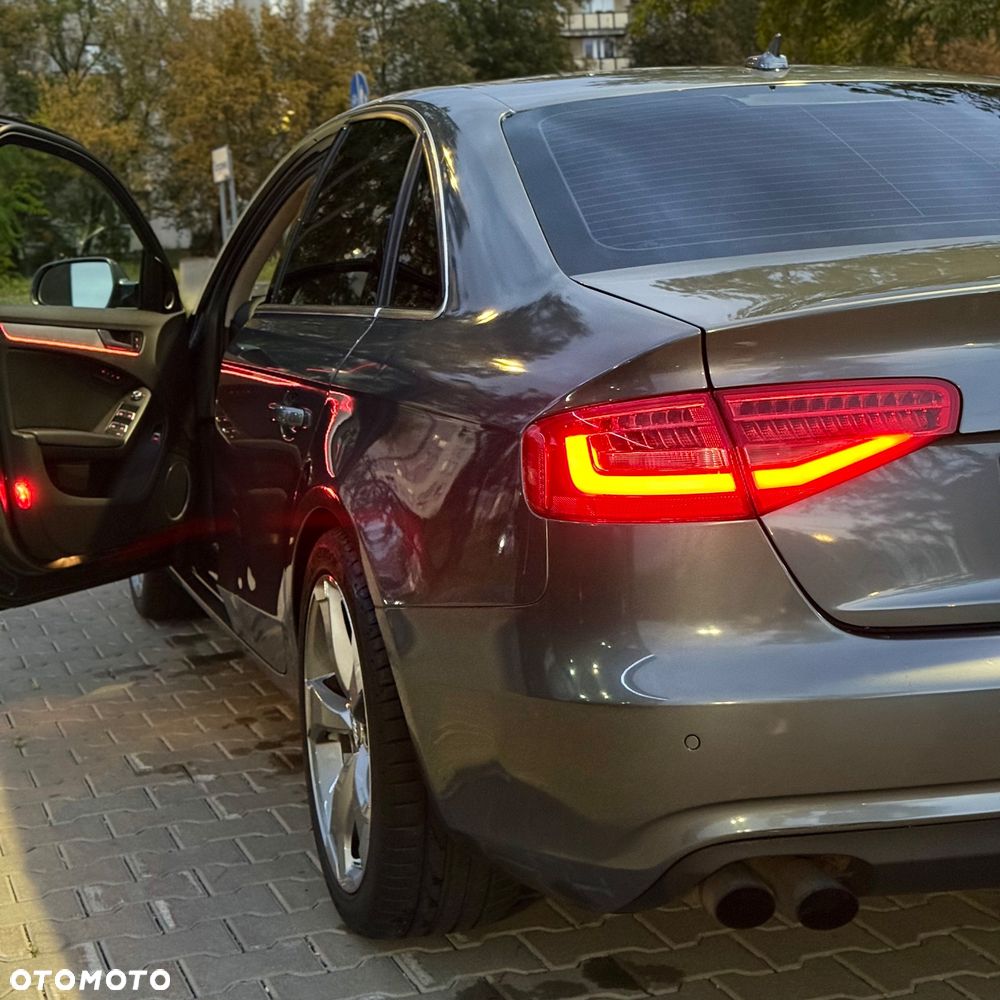 Audi A4 Limousine - 20