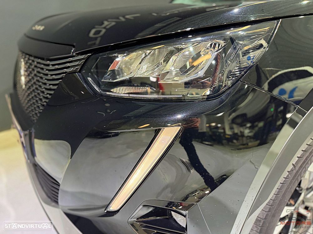 Peugeot 2008 1.2 PureTech Allure EAT8 - 19