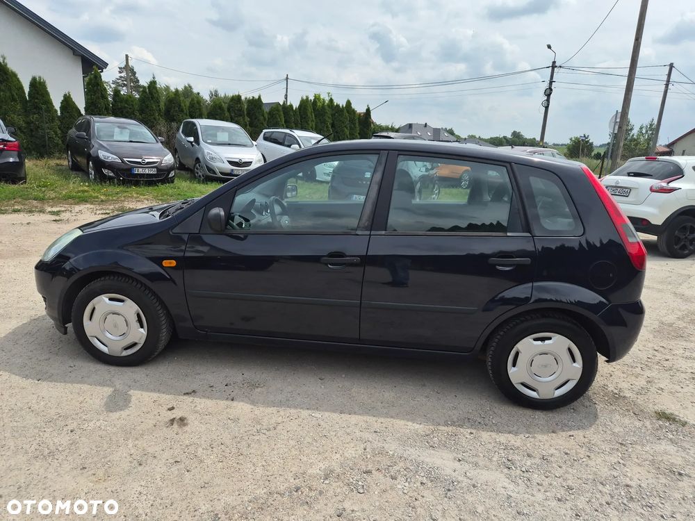 Ford Fiesta 1.3 Ghia - 18
