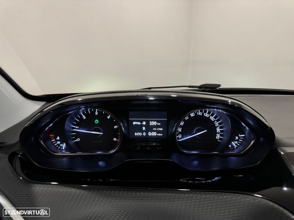 Peugeot 2008 1.6 BlueHDi Crossway - 42