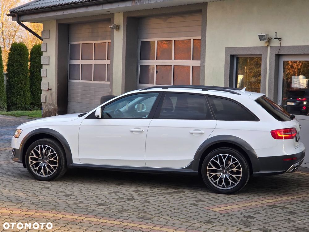 Audi A4 Allroad 2.0 TDI DPF S tronic - 9