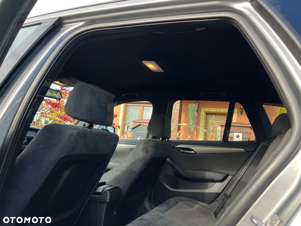 BMW X1 xDrive18d Sport Line - 28