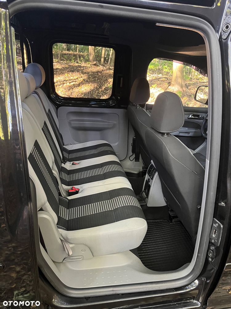 Volkswagen Caddy - 10