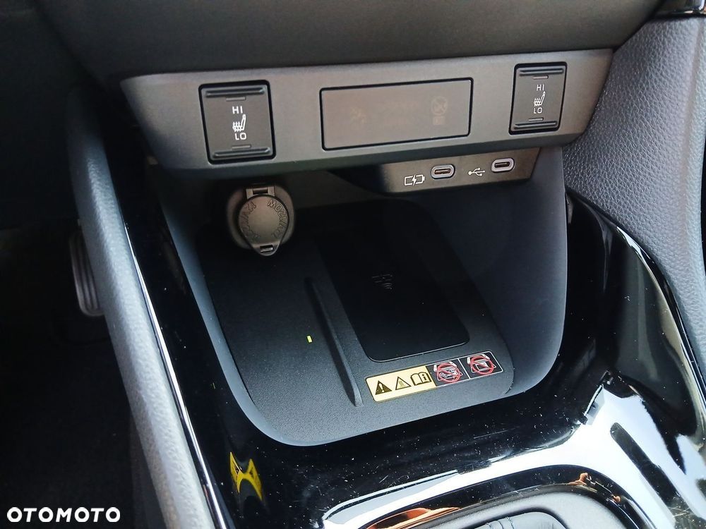 Toyota Yaris Hybrid 1.5 Premiere Edition - 36